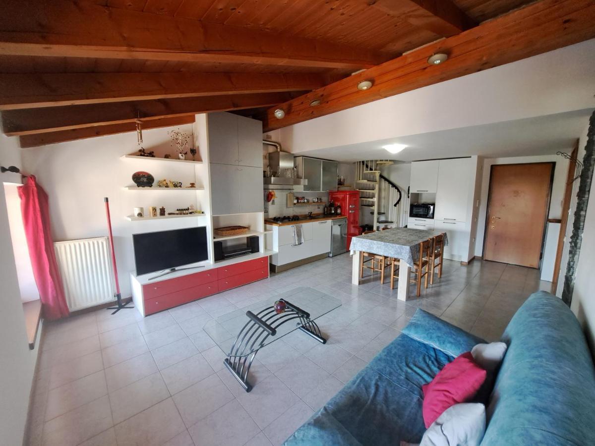 ריבה דל גארדה Casa Vacanze S.Tomaso מראה חיצוני תמונה